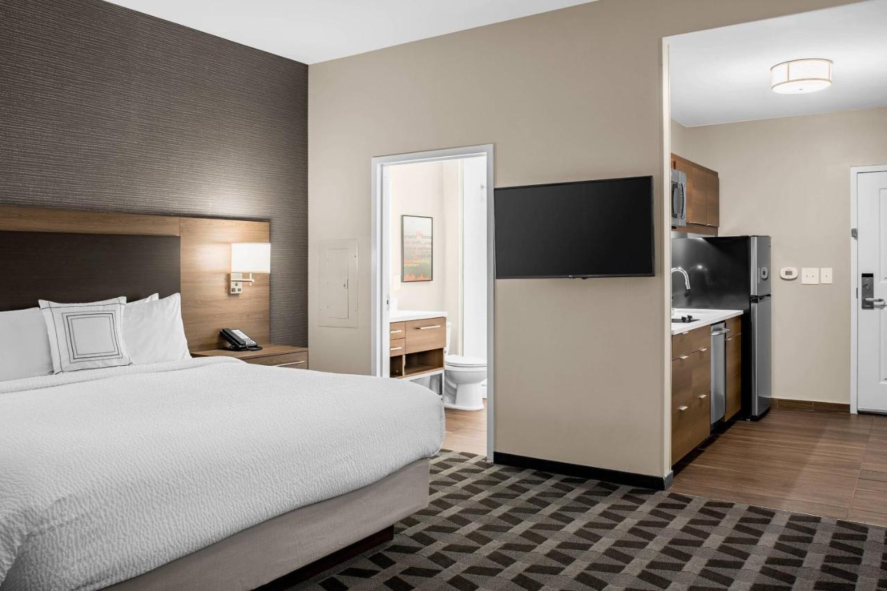 Towneplace By Marriott Charlotte Mill Hotel